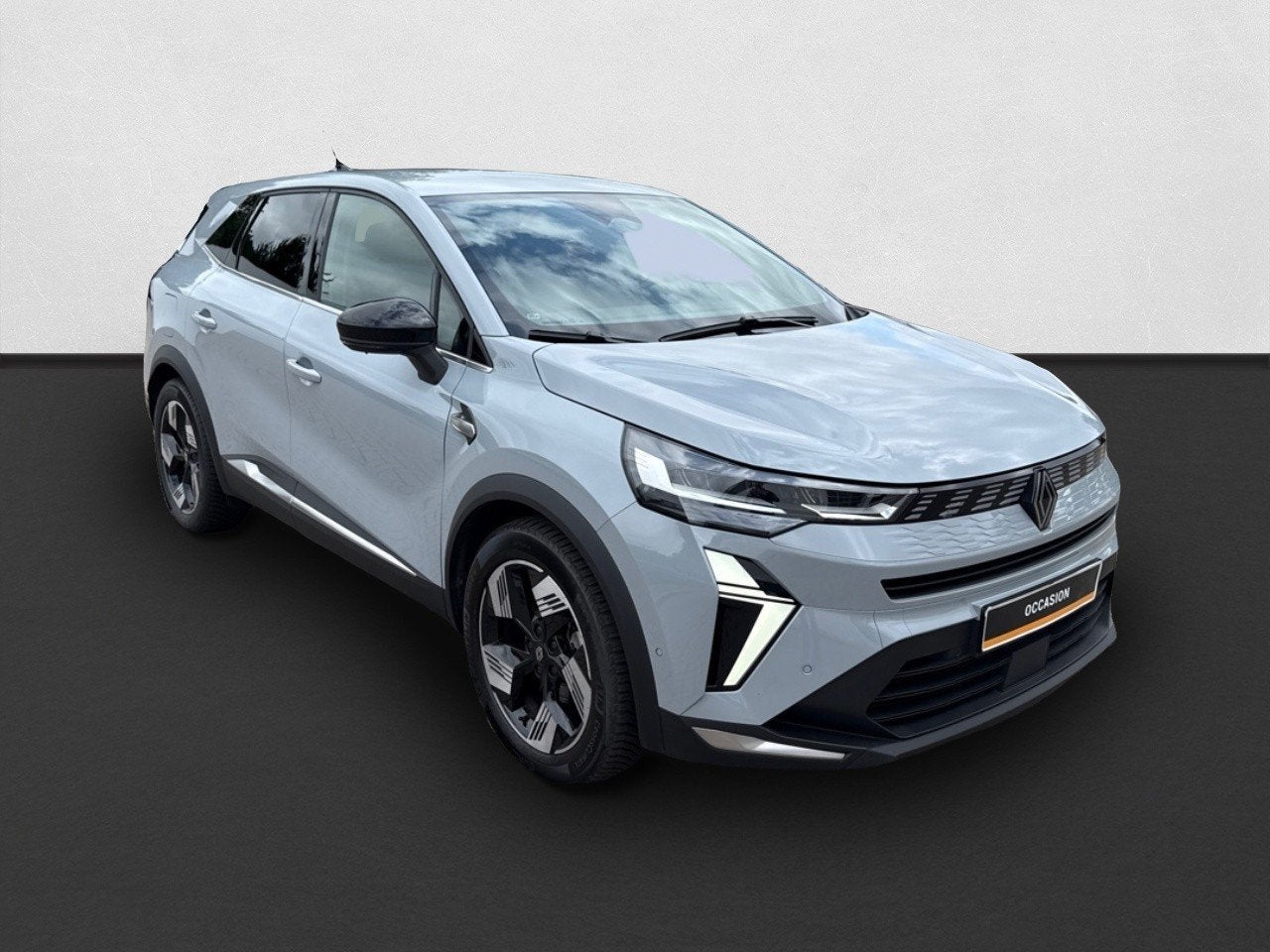 Renault Symbioz 1.8 E-Tech full hybrid 160 techno AUTOMAAT /, Auto's, Dealer onderhouden, 4 cilinders, Leder en Stof, 23 km/l