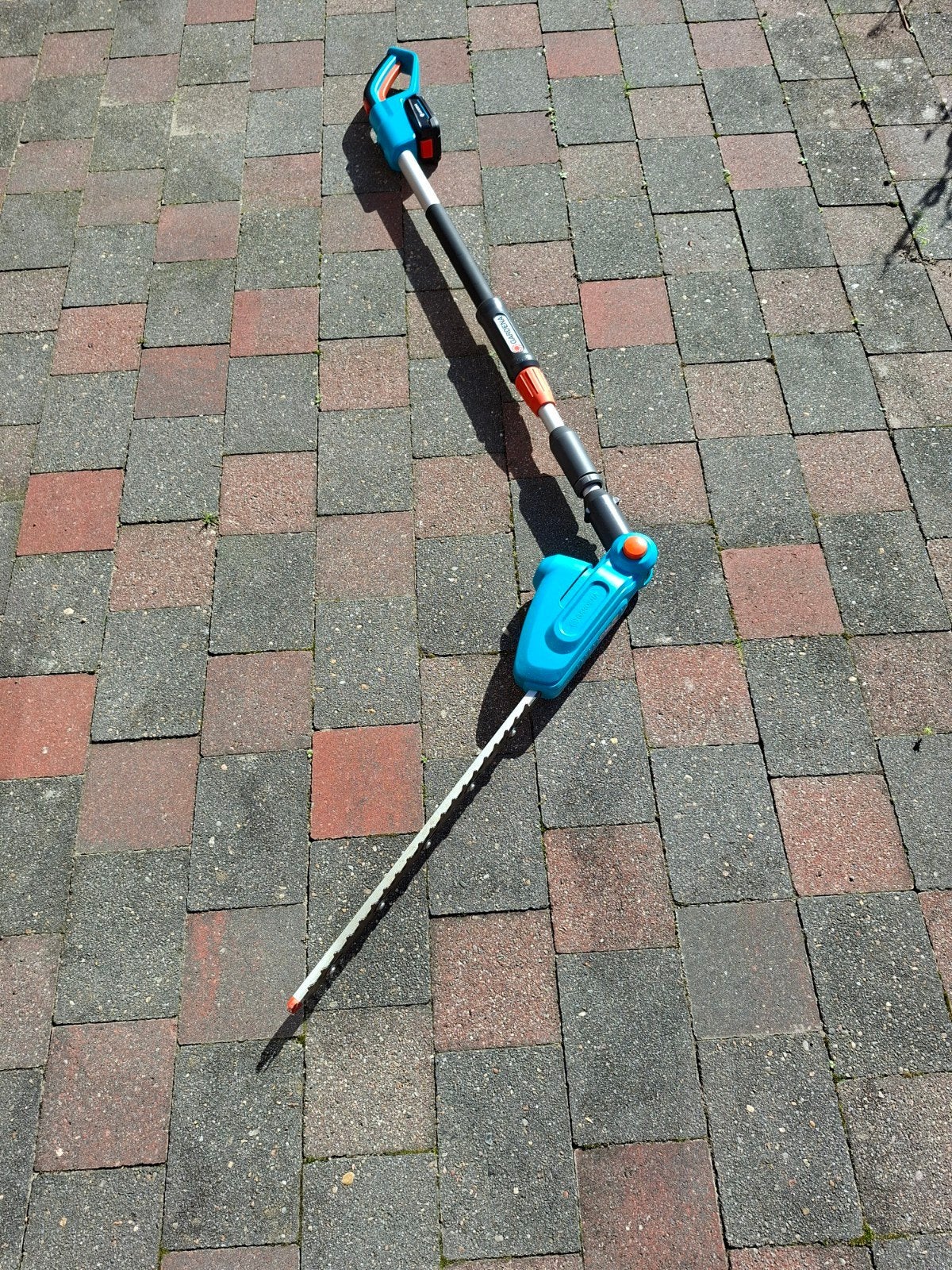 Telescopische Heggenschaar, Tuin en Terras, Ophalen, Zo goed als nieuw, Accu