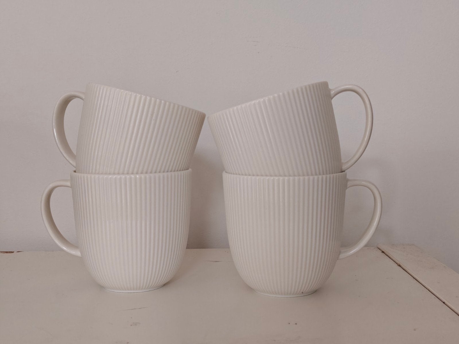 4x IKEA OFANTLIGT Mokken - Wit, Geribbeld Design, Gebruikt, Keramiek, IKEA, Modern