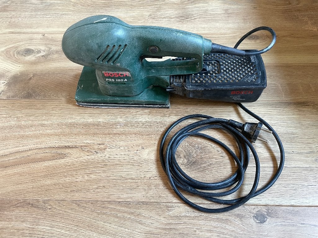 Bosch vlakschuurmachine PSS 180, Ophalen of Verzenden, Gebruikt, Minder dan 600 watt, Vlakschuurmachine