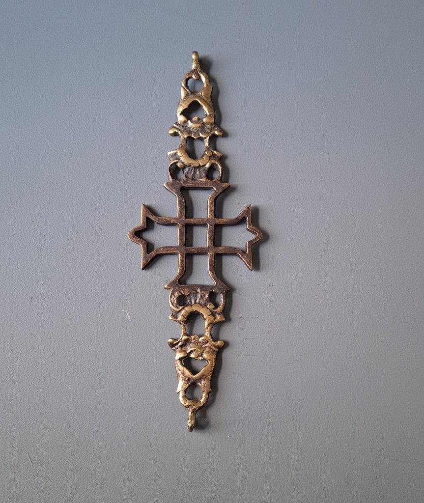Antieke wanddecoratie met kruisvorm., Antiek en Kunst, Ophalen of Verzenden, Brons