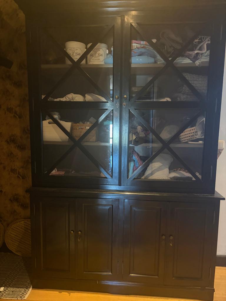 Zwarte houten vitrinekast 240 cm hoog breed 160 diep 50, Ophalen, Gebruikt, 100 tot 150 cm, 150 tot 200 cm