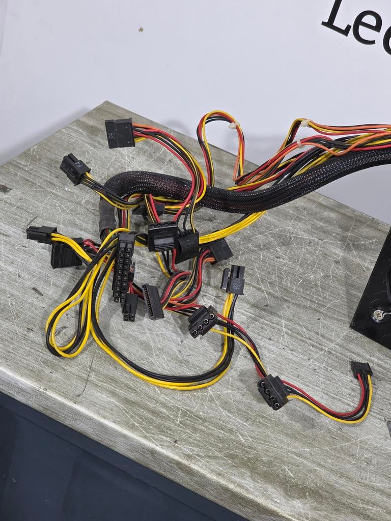 Cooler master 400w max voeding psu power supply rs-400-pcap-, Ophalen of Verzenden, Gebruikt