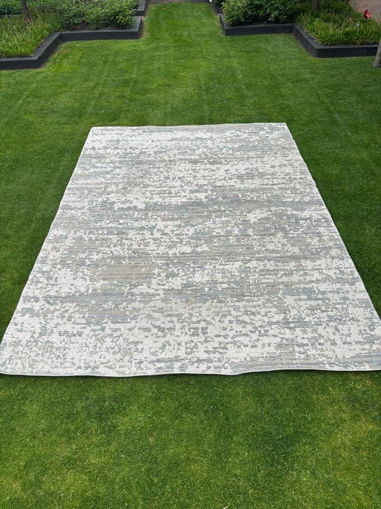 Vloerkleed 2x3 meter - Zo goed als nieuw, Ophalen, Zo goed als nieuw, 200 cm of meer, Grijs