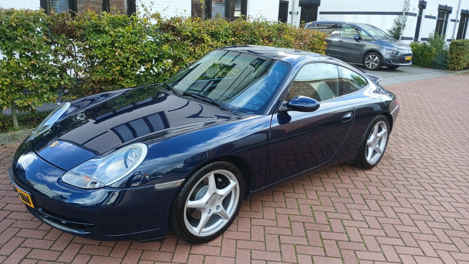 porsche 911/996 carrera 2 handgeschakeld!!!, Auto's, Dealer onderhouden, Zwart, Blauw, Leder