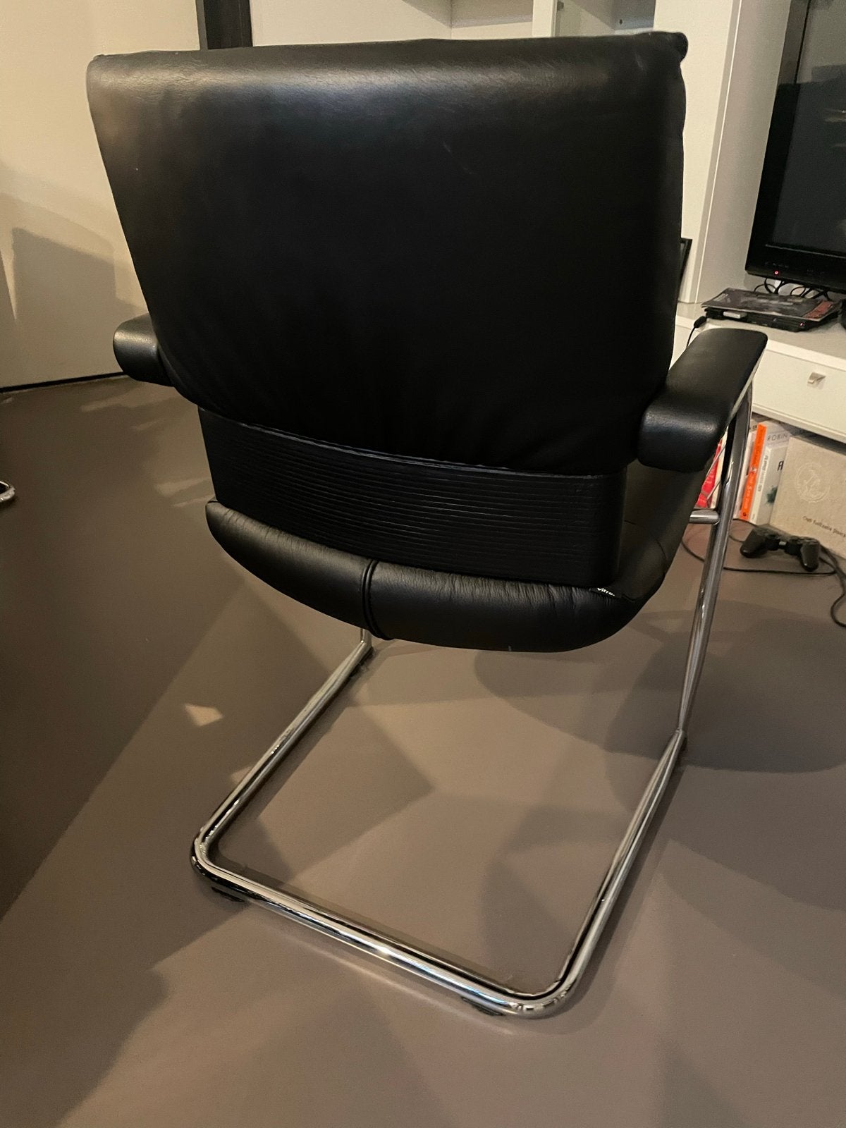 6 Vitra stoelen - Zwart Leer en Chroom, Ophalen, Gebruikt, Zwart, Leer