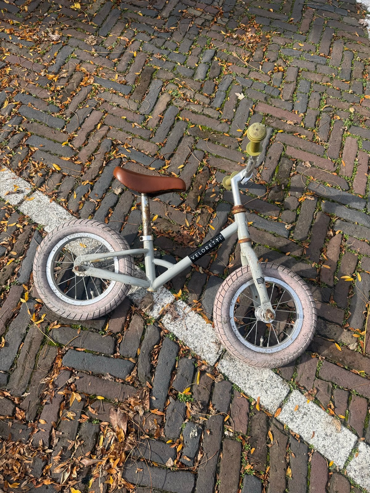 Veloretti loopfiets, grijs, 12 inch, Ophalen, Gebruikt, Minder dan 16 inch