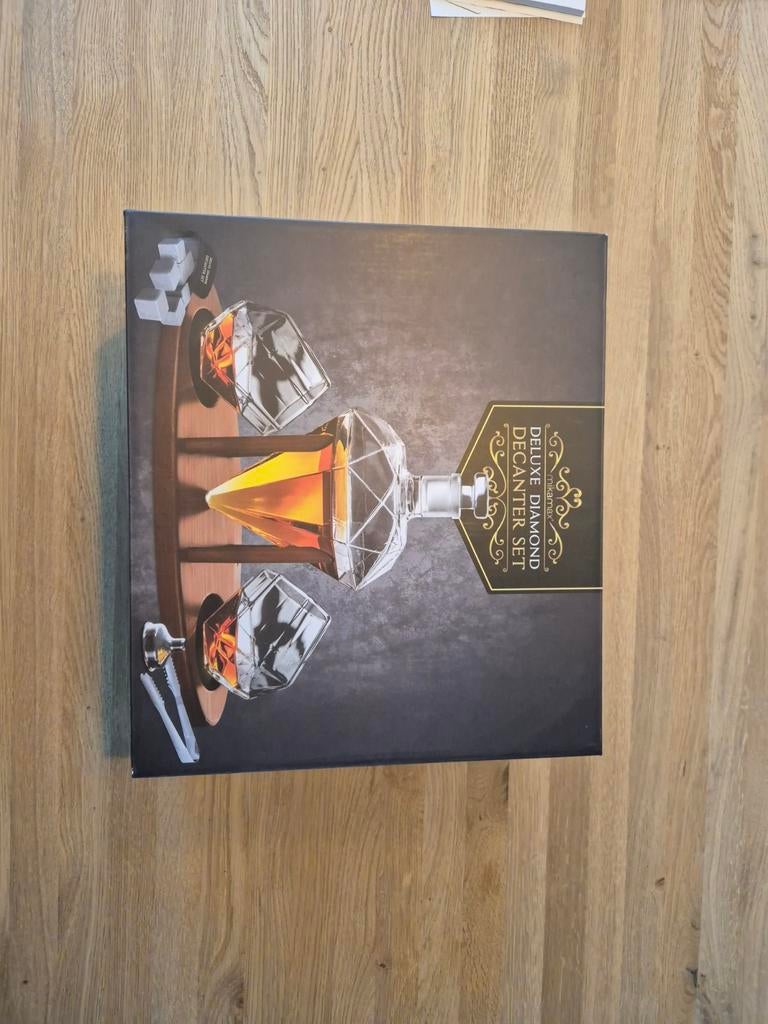 Deluxe Diamond Decanter Set - Nieuw in doos, Ophalen, Nieuw