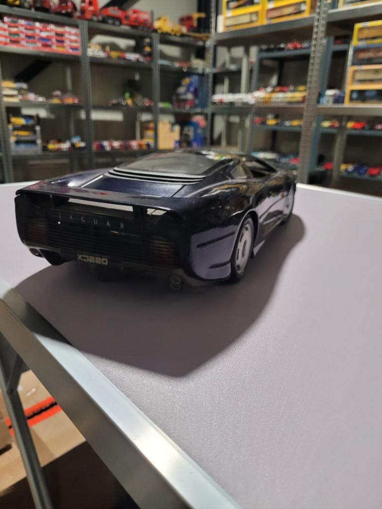 Jaguar xj 220 1992 grote 1/12, Auto, Ophalen of Verzenden, 1:9 t/m 1:12, Maisto