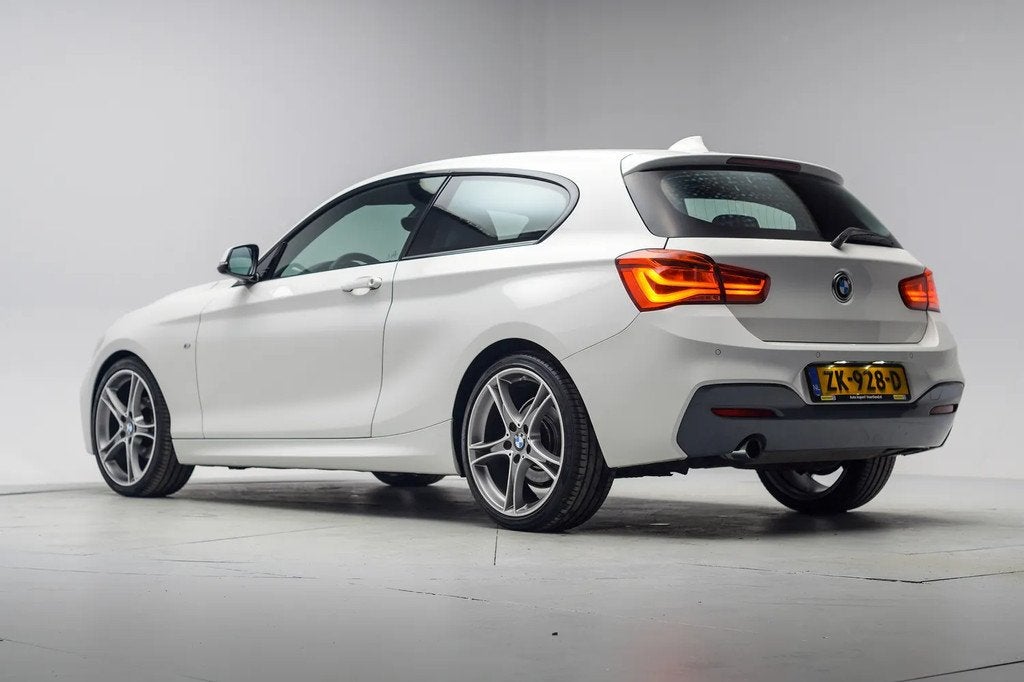 BMW 1-serie 116i M Sport [ LED Navi Stoelverwarming ], Auto's, BMW, 1-Serie, Gebruikt, Wit, Origineel Nederlands