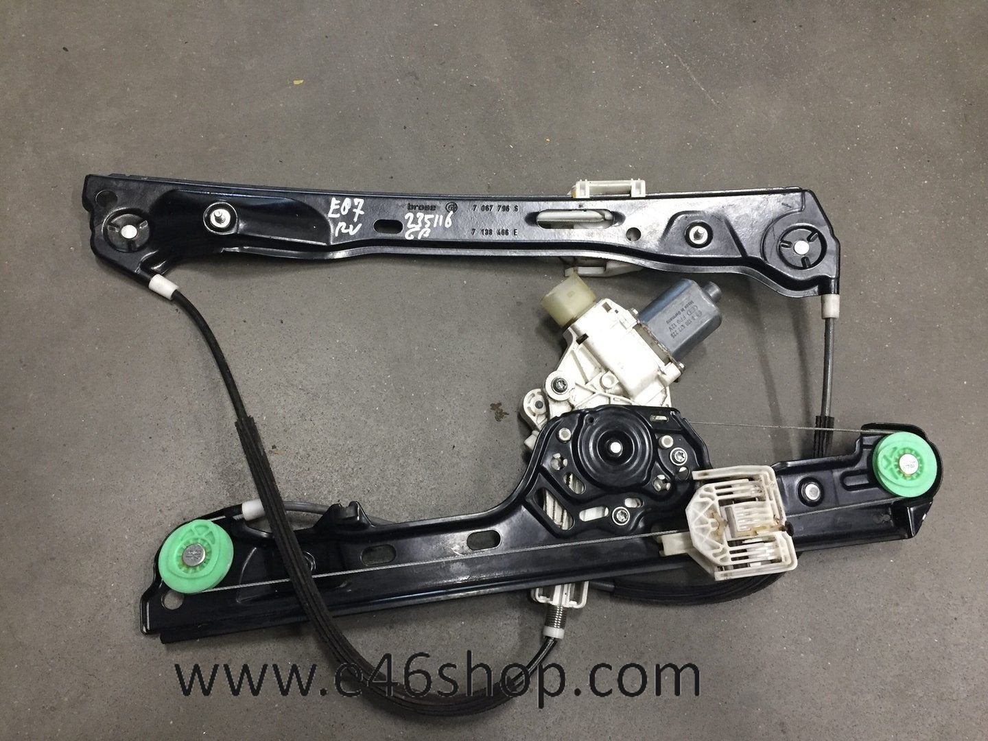 Raammotor BMW 1 serie E87 rechts voor oe  7067769, Gebruikt, -, -, Ophalen of Verzenden