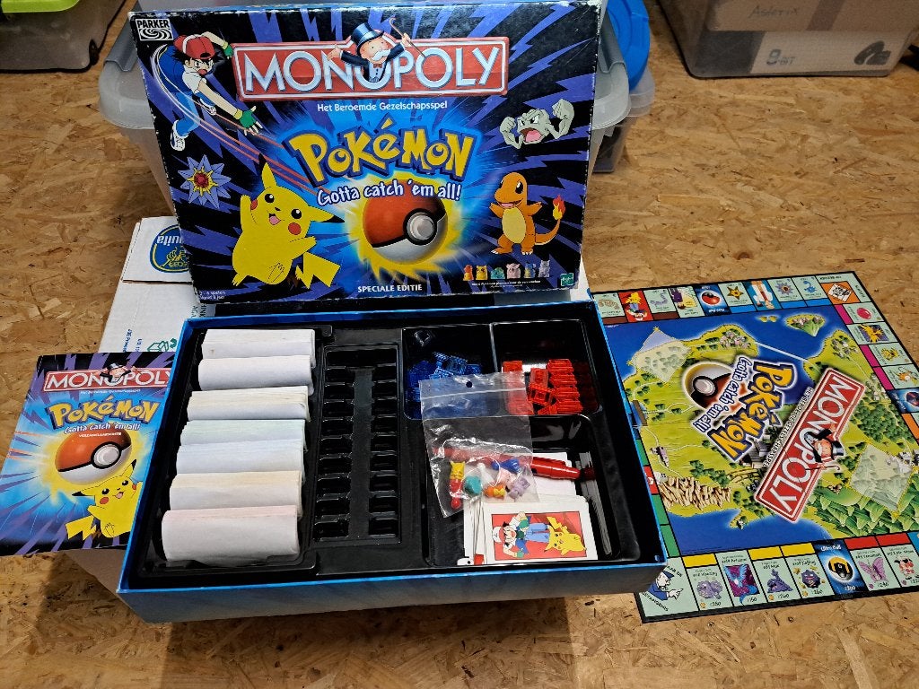 Pokemon Monopoly speciale editie 1998, Ophalen of Verzenden, Gebruikt