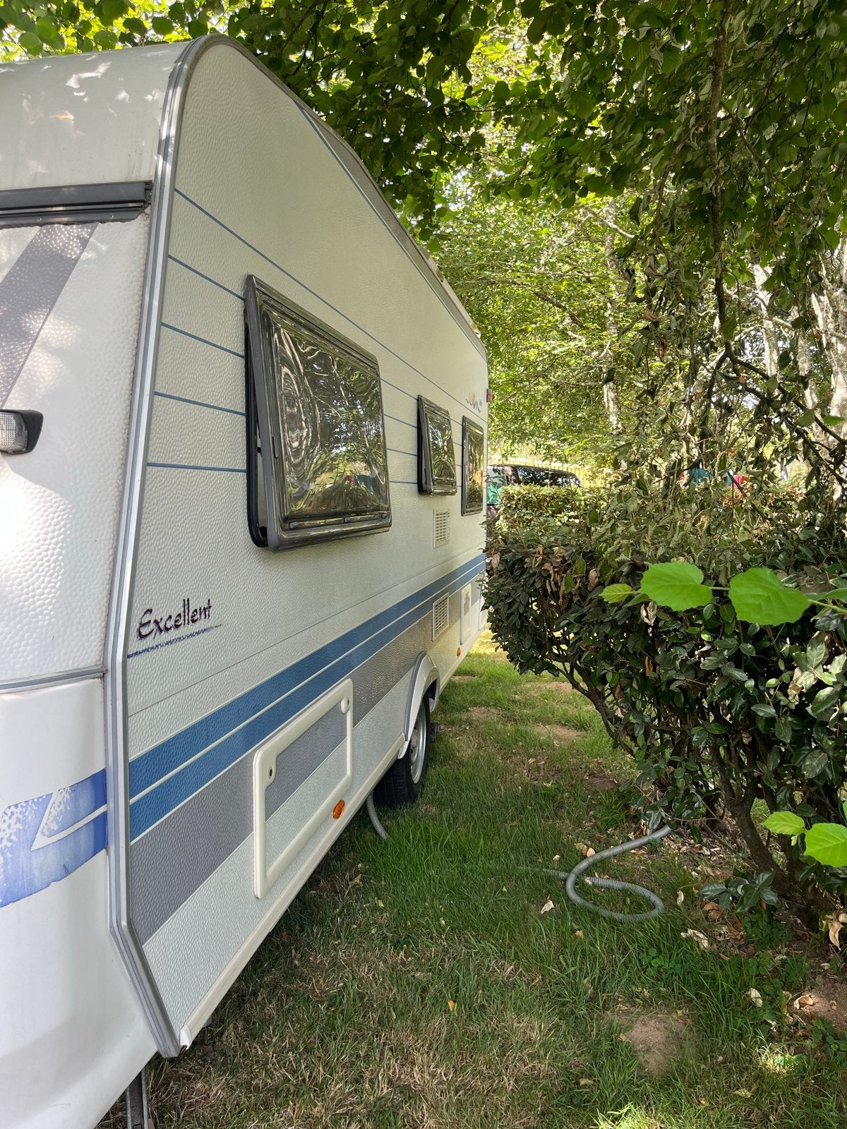 Hobby Excellent Easy 495, Caravans en Kamperen, Omvormbare zithoek, Rondzit, Hobby, Particulier
