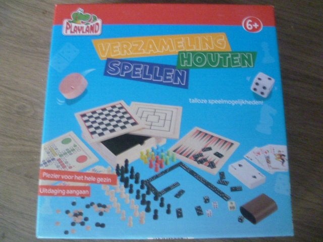 Doos verzameling houten spellen te koop, Een of twee spelers, Ophalen of Verzenden, Zo goed als nieuw, Playland