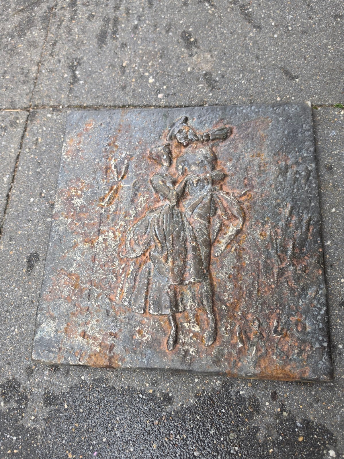 mooie gietijzeren antieke haardplaat uit 1840, Tuin en Terras, Deurmatten, Ophalen of Verzenden, Gebruikt, Gietijzer