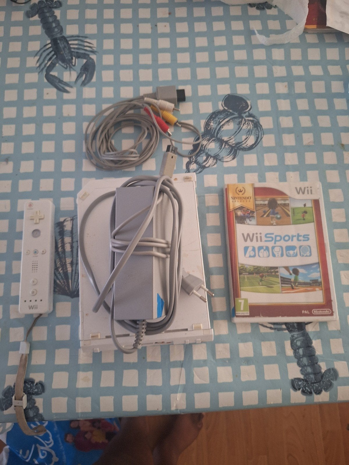 Wii met Wii sports en controller, Gebruikt, Overige genres, Ophalen of Verzenden, Eén computer