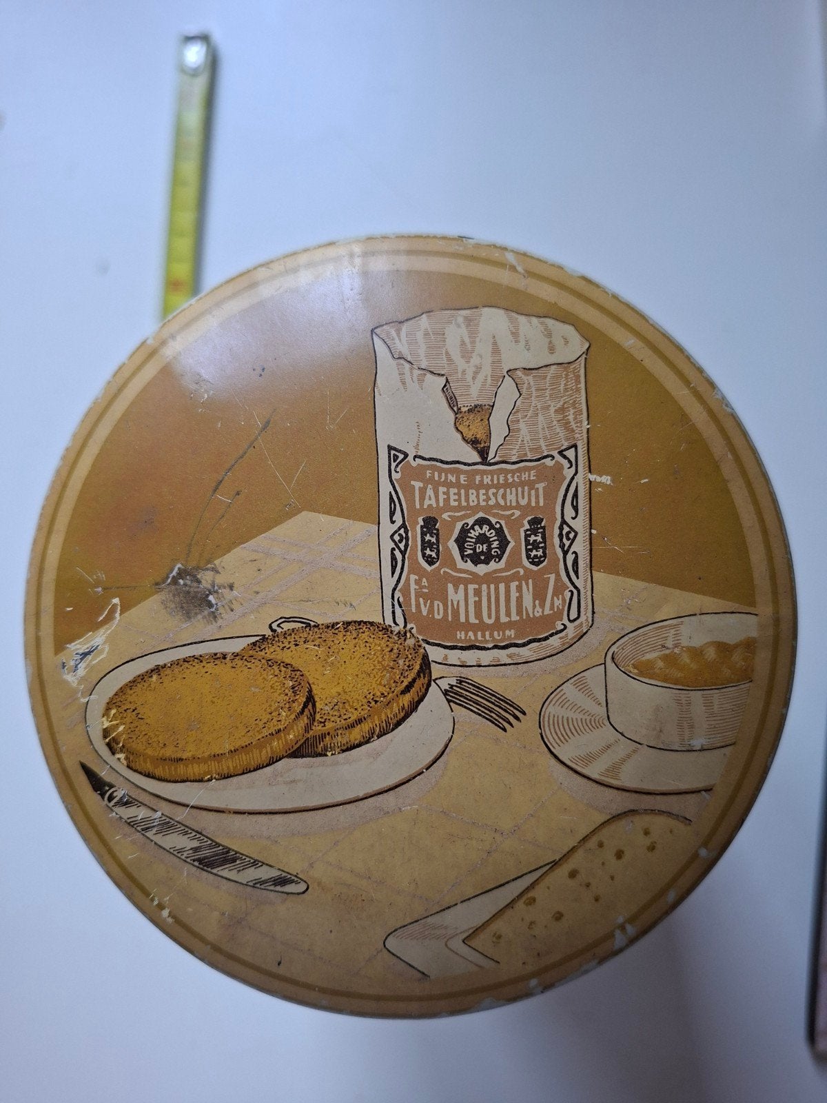 Vintage beschuitbus F.C. van der Meulen, Hallum, Ophalen