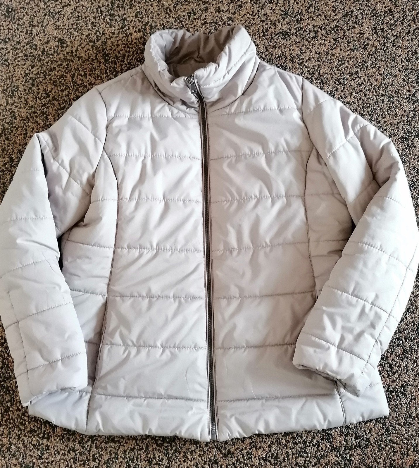DAMES JAS MAAT 38-40 OFTEWEL M., Kleding | Dames, Jassen | Winter, Ophalen of Verzenden, Zo goed als nieuw, Maat 38/40 (M), Beige