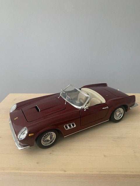 Ferrari 250 GT California, Ophalen of Verzenden, Zo goed als nieuw, Auto, Hot Wheels
