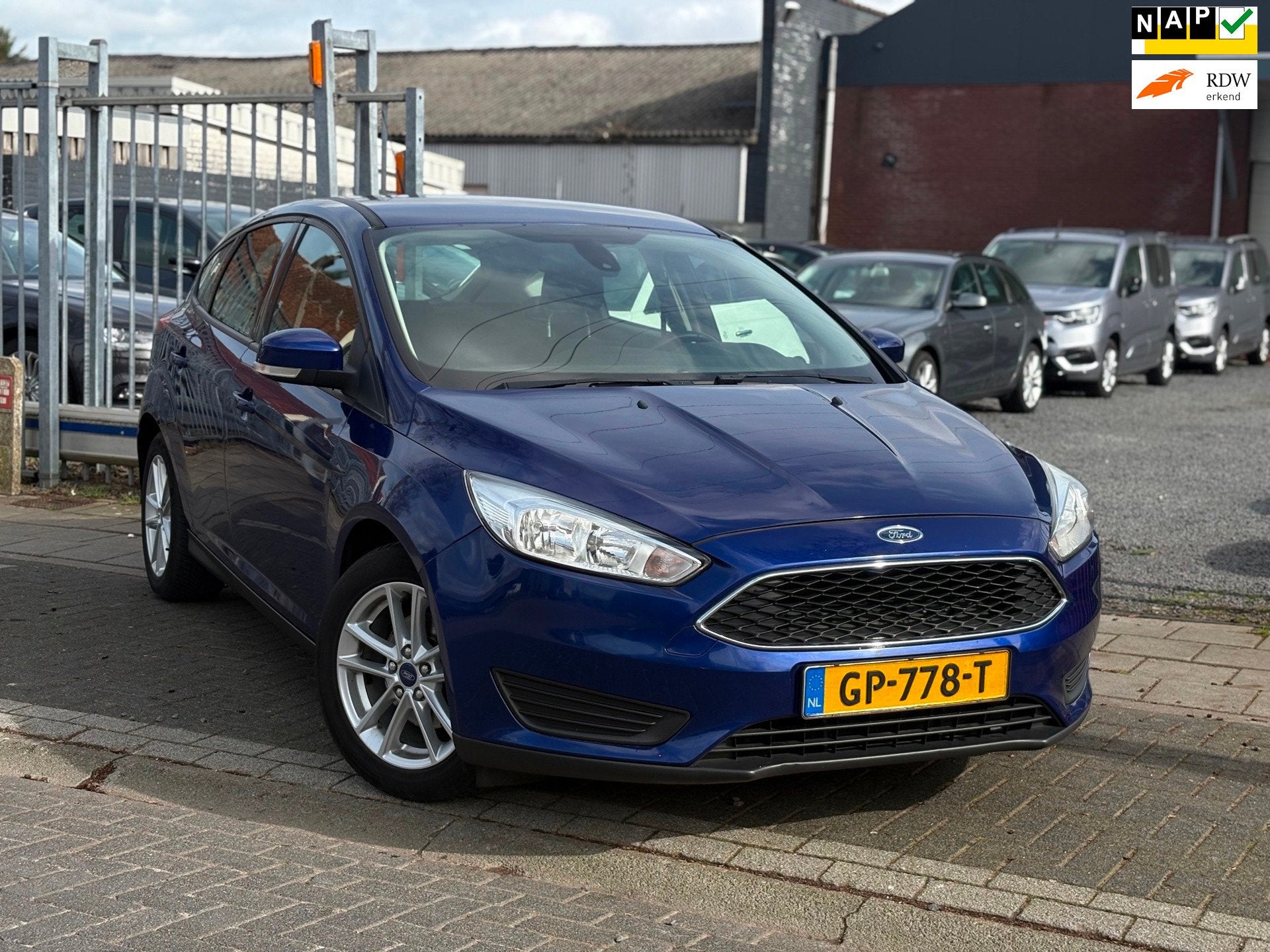Ford Focus 1.0 Trend Edition | NWE D-Riem | 16” LMV | Navi, Gebruikt, Bedrijf, Handgeschakeld, Automatische klimaatregeling