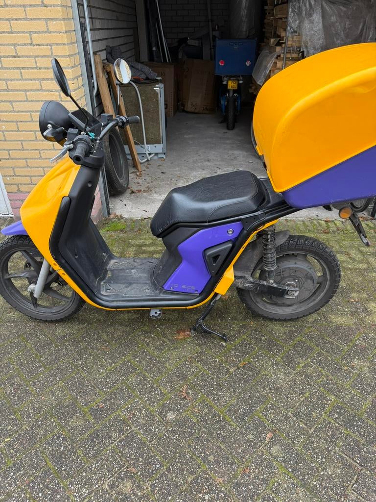 Elektrisch scooter Govecs Flex, Ophalen, Zo goed als nieuw, Benzine, Overige merken