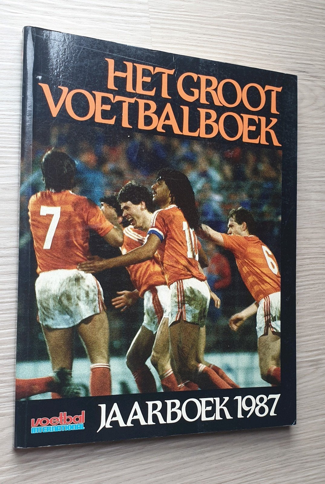 VI Het Groot Voetbalboek 76/77, 78/79, 81, 82, 83, 87, 91, Ophalen, Gelezen, Balsport