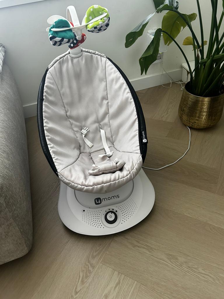 4 moms mamaroo bouncer, Ophalen of Verzenden, Zo goed als nieuw