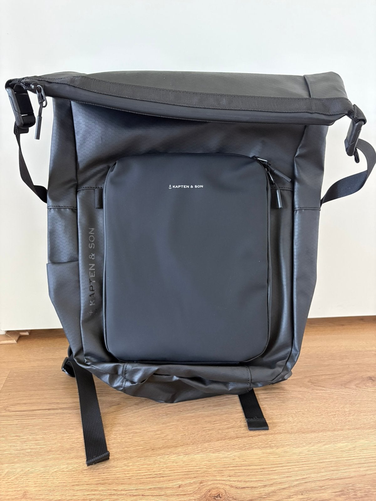 Kapten & Son Rugzak. Lisbon All-Black, Overige merken, Rugtas, Nieuw, Ophalen of Verzenden