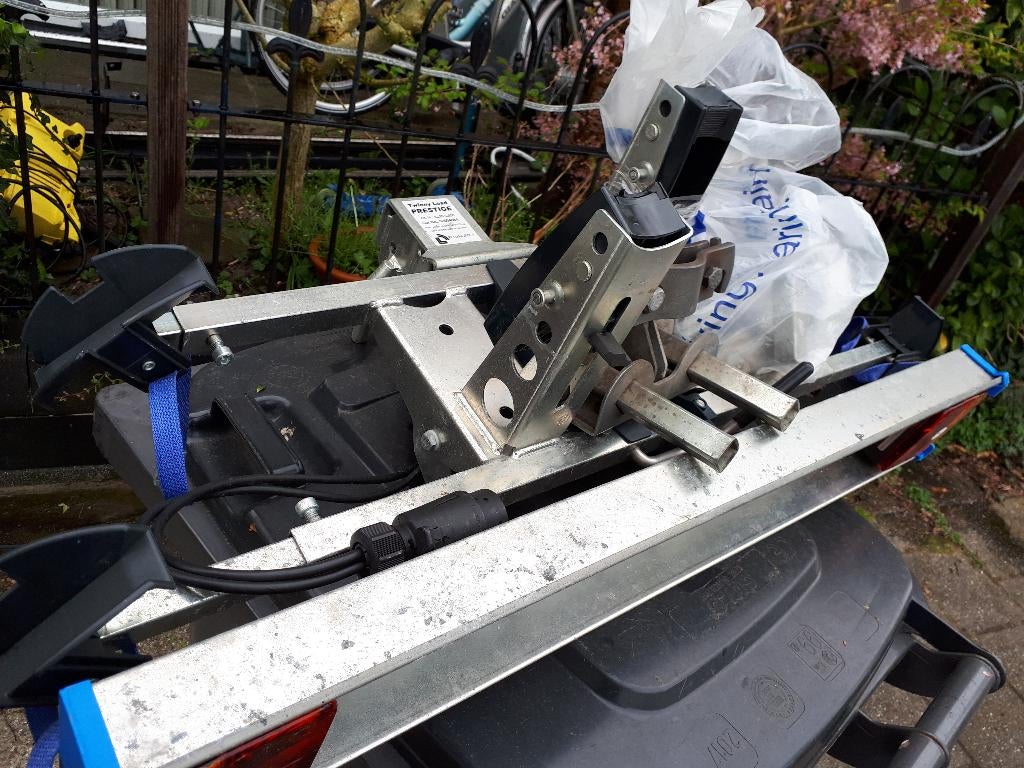 Twinny load voor 2 fietsen, Ophalen, Gebruikt, Trekhaakdrager