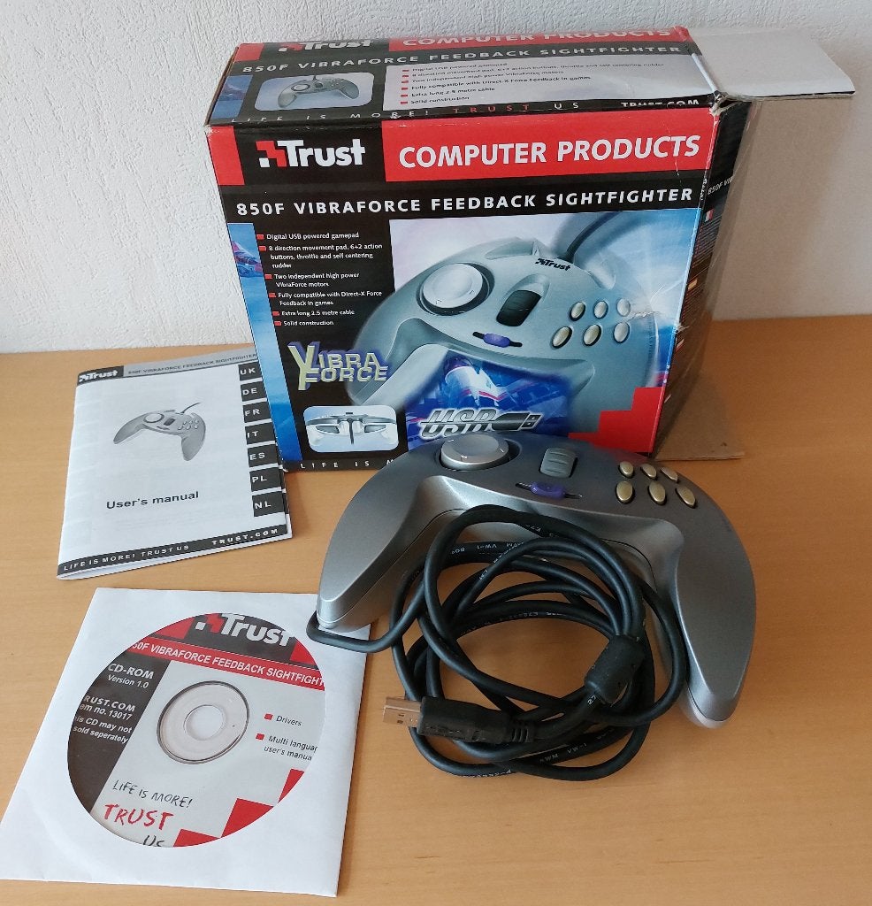 Trust 850F Vibraforce Feedback Sightfighter - in goede staat, Gebruikt, 1 speler, Eén computer, Ophalen of Verzenden