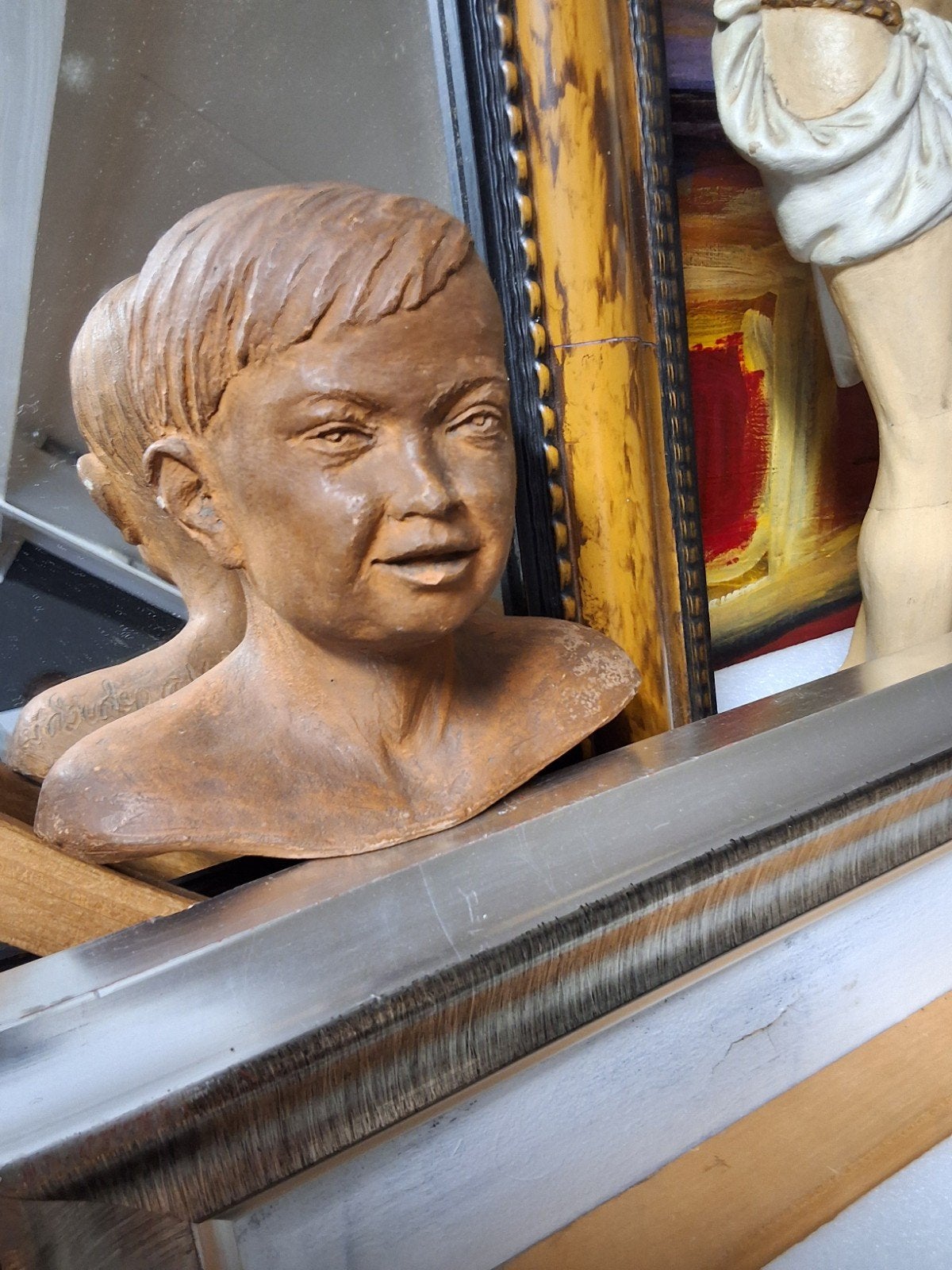 Gesigneerd Terracotta Kinderhoofdje - Buste, Antiek en Kunst, Overige onderwerpen, Minder dan 20 cm, Buste, Ophalen of Verzenden