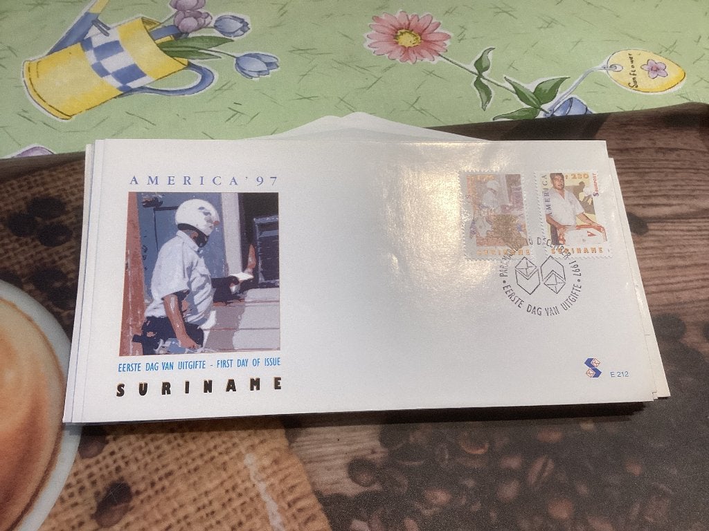 No4848 Suriname Se212 Heb ook Nederland jaargangen fdc 1963, Postzegels en Munten, Ophalen, Onbeschreven, Rest van de wereld