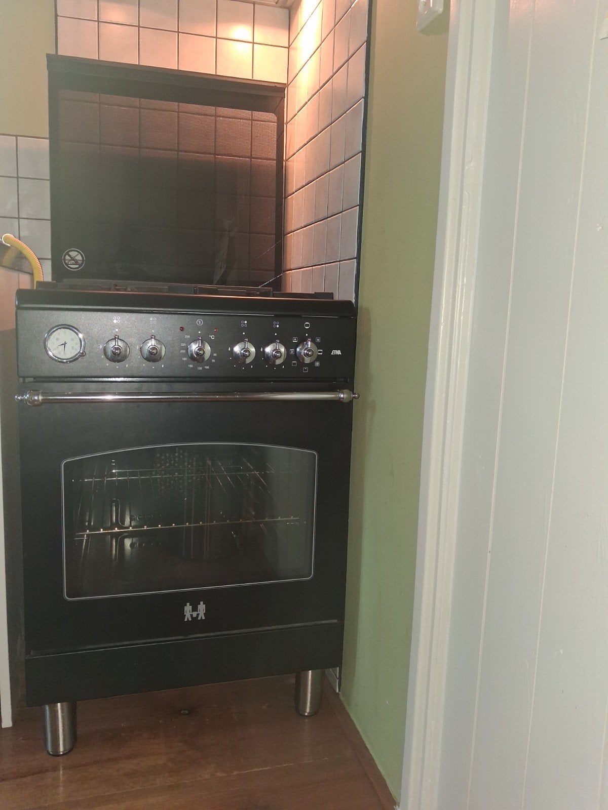 Etna Gasfornuis  zwart met oven - 60 cm breed, Ophalen, Gebruikt, 4 kookzones, Gas