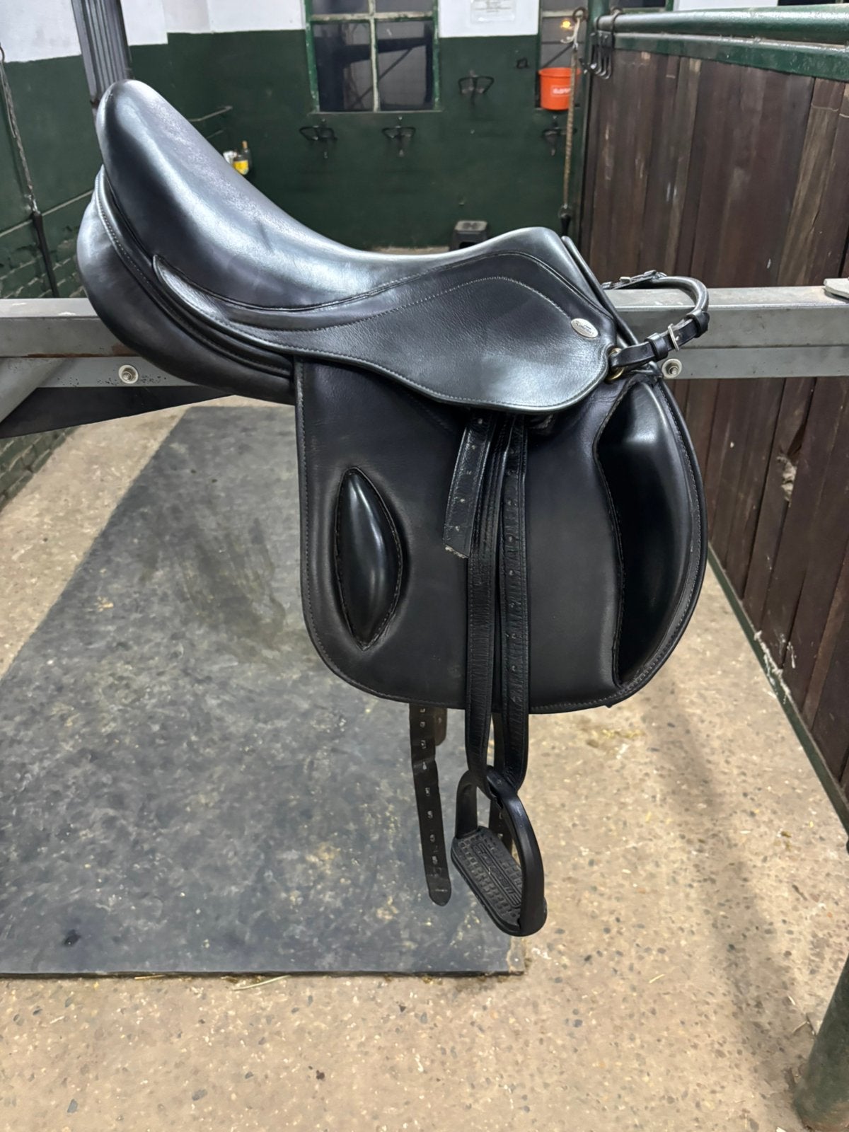 Te koop 15 inch. Springzadel, Ophalen, Gebruikt, Springen