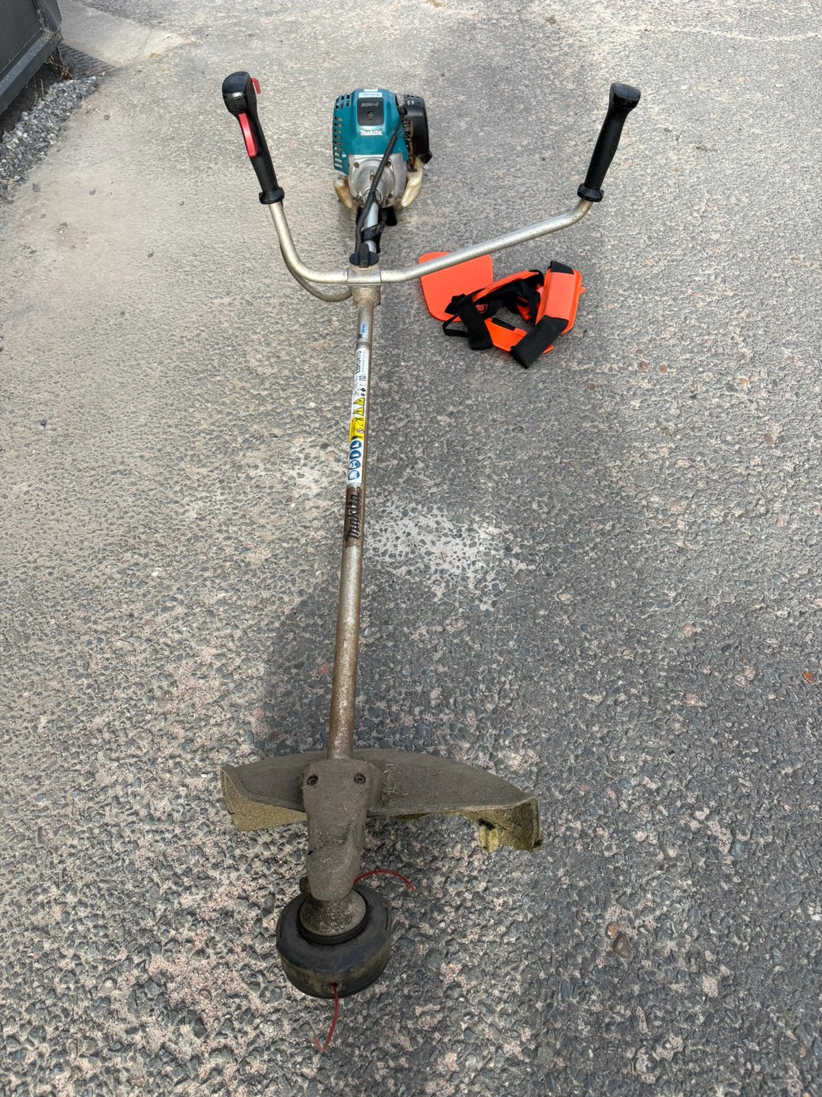 Makita 4-takt bosmaaier, Tuin en Terras, Ophalen, Gebruikt, Benzine