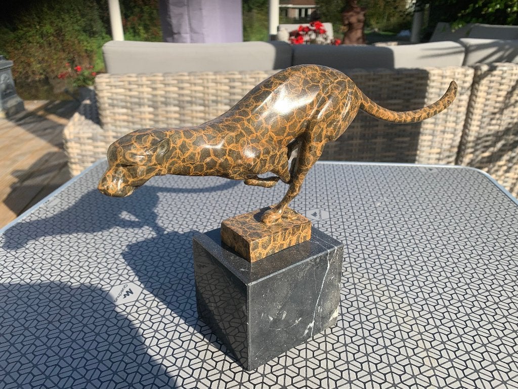 Bronzen sculptuur luipaard bruin op marmeren voet, sign Milo, Antiek en Kunst, Ophalen of Verzenden