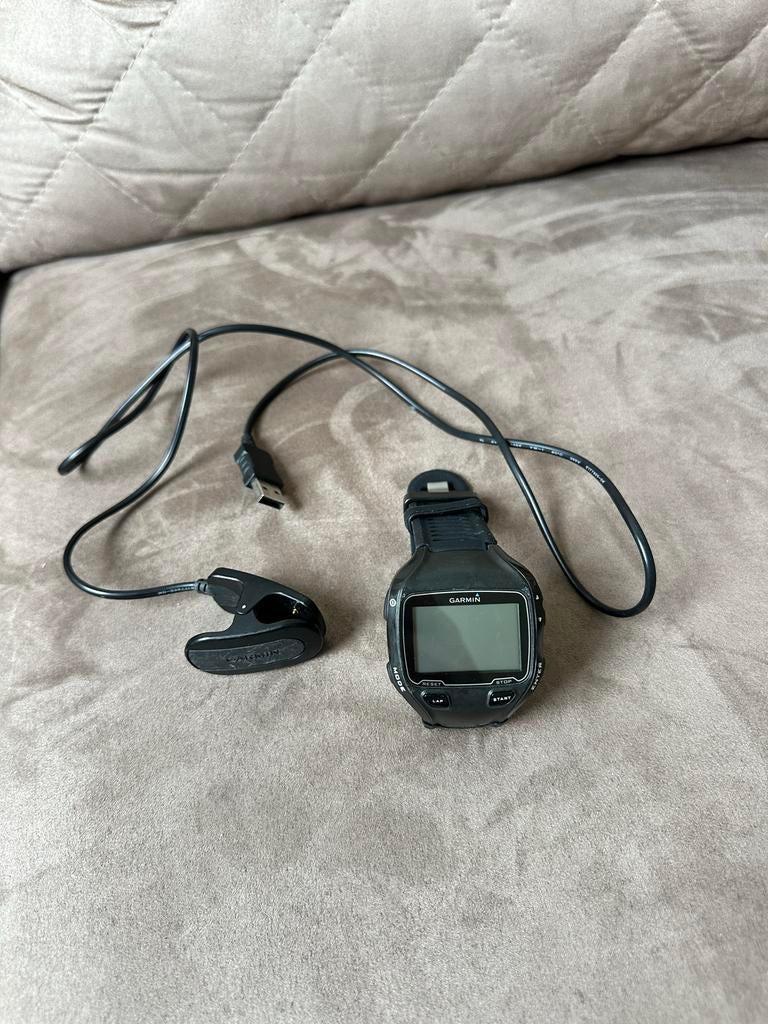 Garmin Forerunner 910XT sporthorloge met oplader, Ophalen of Verzenden, Afstand, Gebruikt, Zwart
