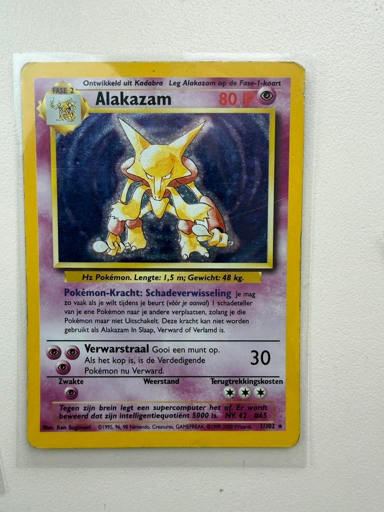 Alakazam pokemon kaart, Hobby en Vrije tijd, Verzamelkaartspellen | Pokémon, Ophalen of Verzenden, Zo goed als nieuw