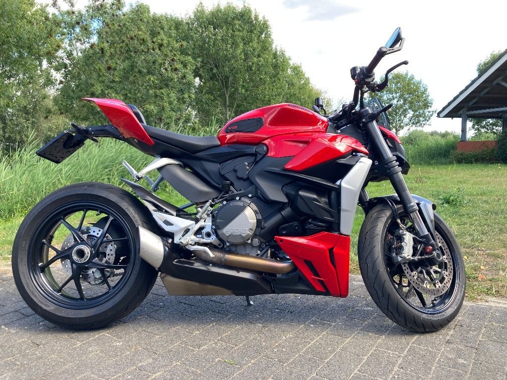 Ducati Streetfighter V2, 2 cilinders, Traction Control, Occasion, Motorrijbewijs A
