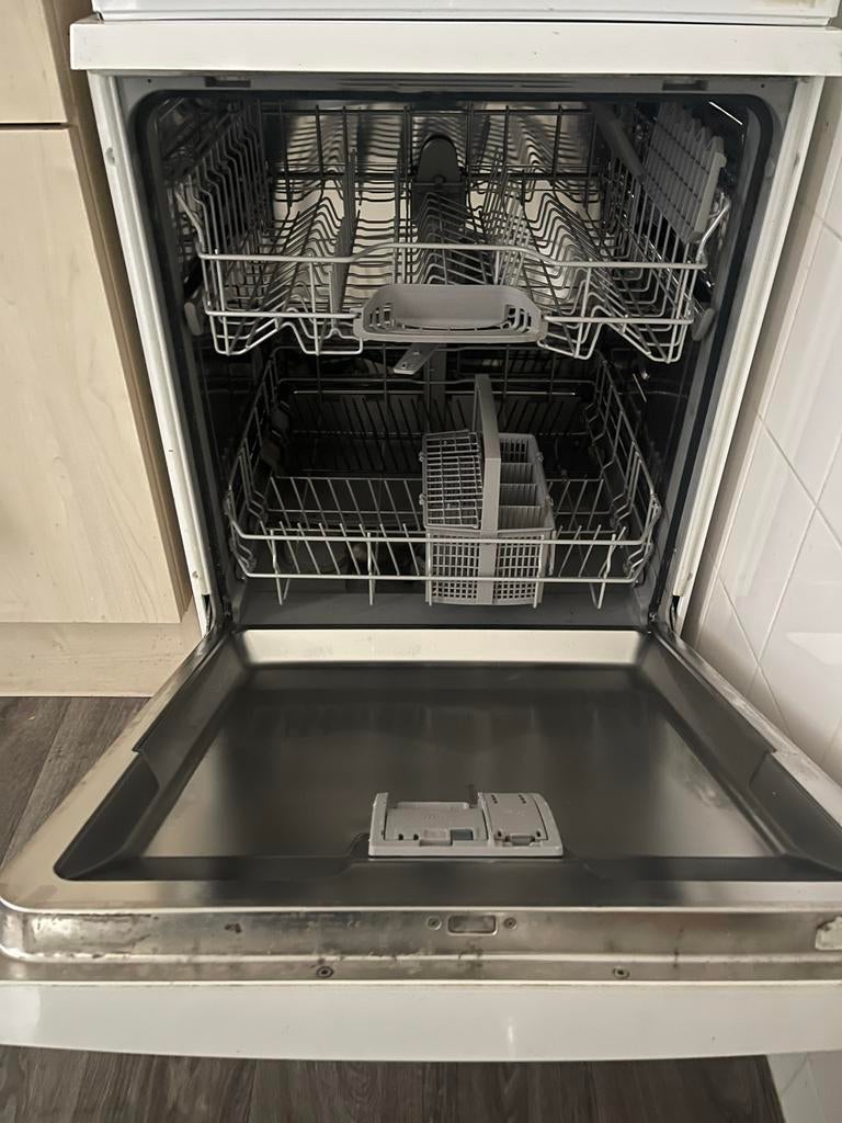 Bosch SilencePlus Vaatwasser - Goede staat, ophalen 15 mei, Witgoed en Apparatuur, Vaatwasmachines, Ophalen, Gebruikt, 60 cm of meer