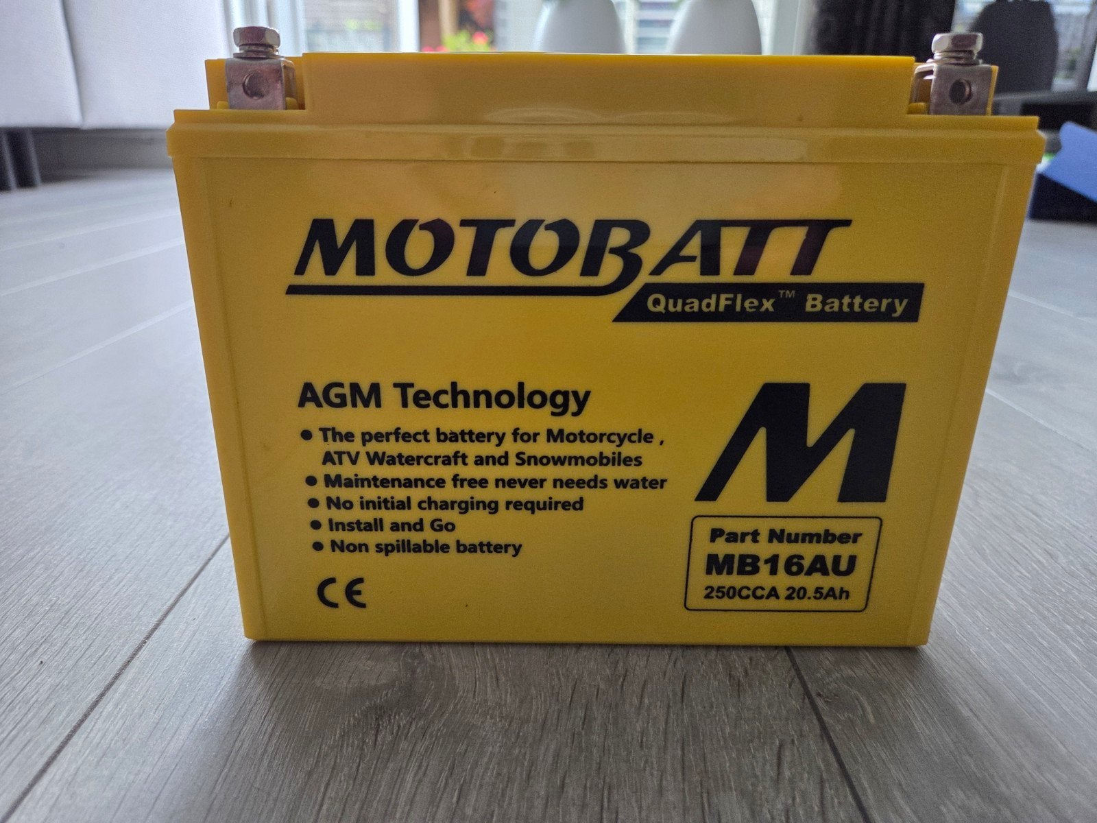 MOTOBATT MB16AU QuadFlex AGM Accu Motorfiets, Ophalen, Nieuw