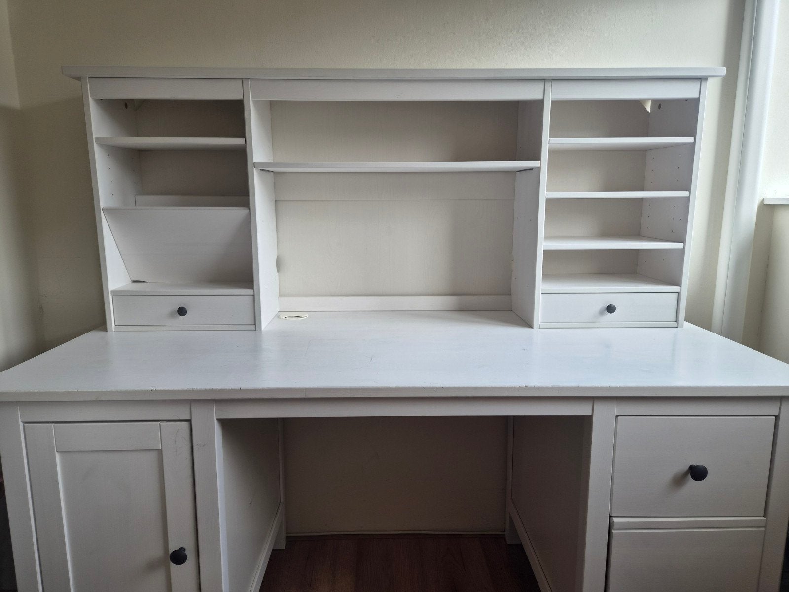 Foto 5 van Bureau Hemnes Ikea, met opzetstuk