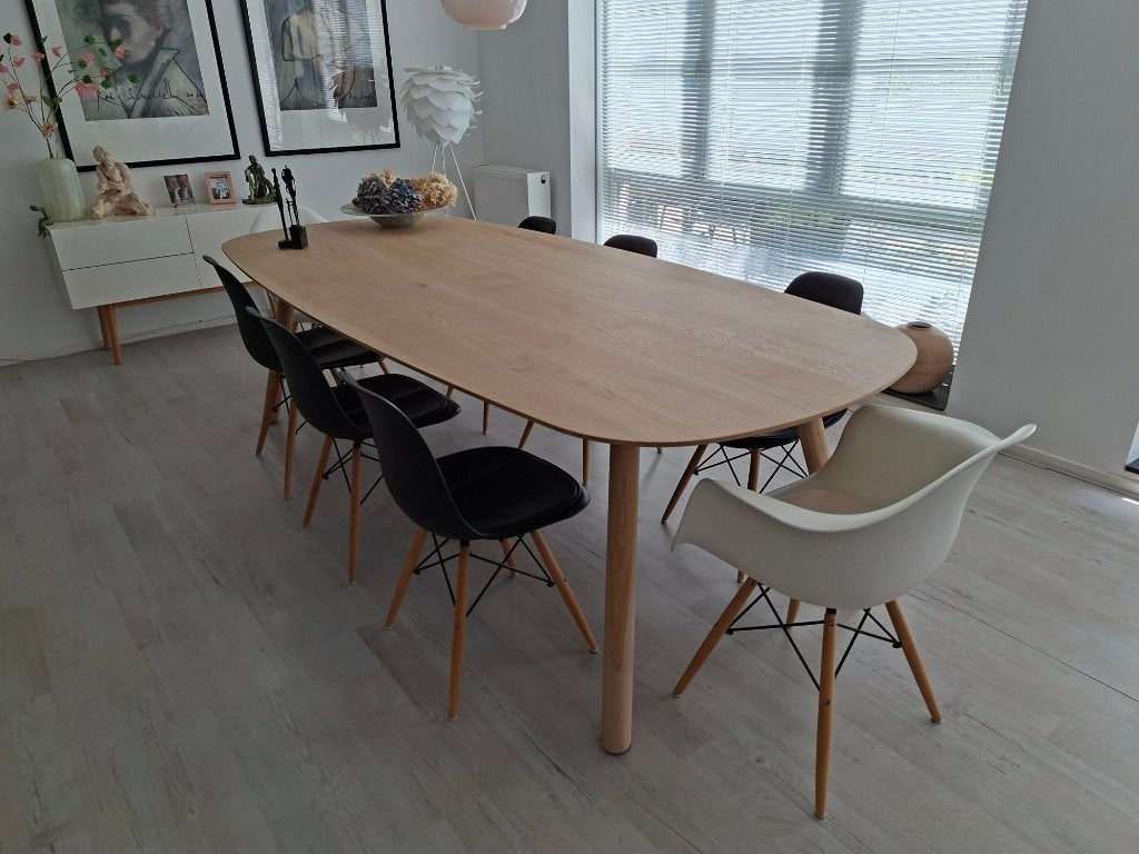 8 Charles Eames eetkamerstoelen Vitra (replica), Huis en Inrichting, Stoelen, Ophalen, Kunststof, Zwart, Design