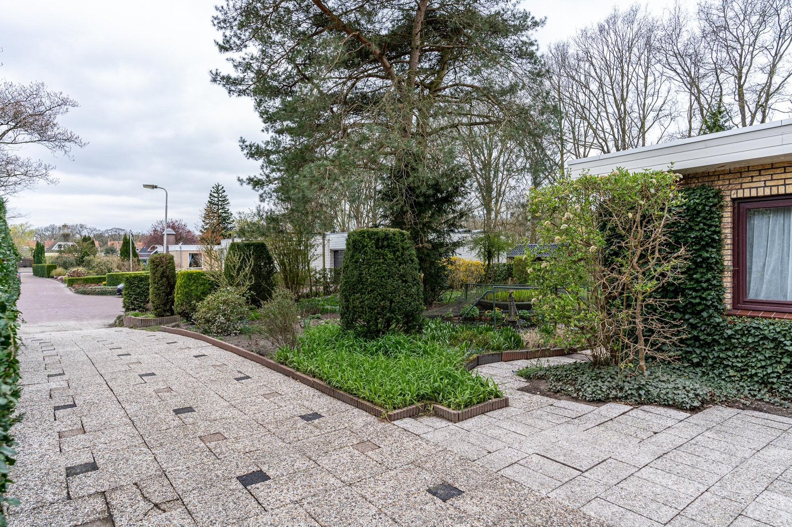 Grindtegels - 30m2 - gratis, Ophalen, Gebruikt, Beton, Terrastegels