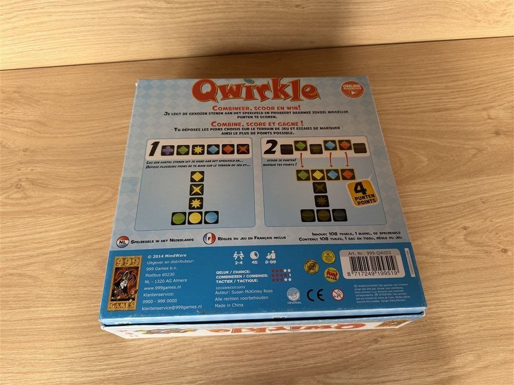 Qwirkle - 999 games - S7172, Hobby en Vrije tijd, Gezelschapsspellen | Bordspellen, Ophalen of Verzenden, Zo goed als nieuw