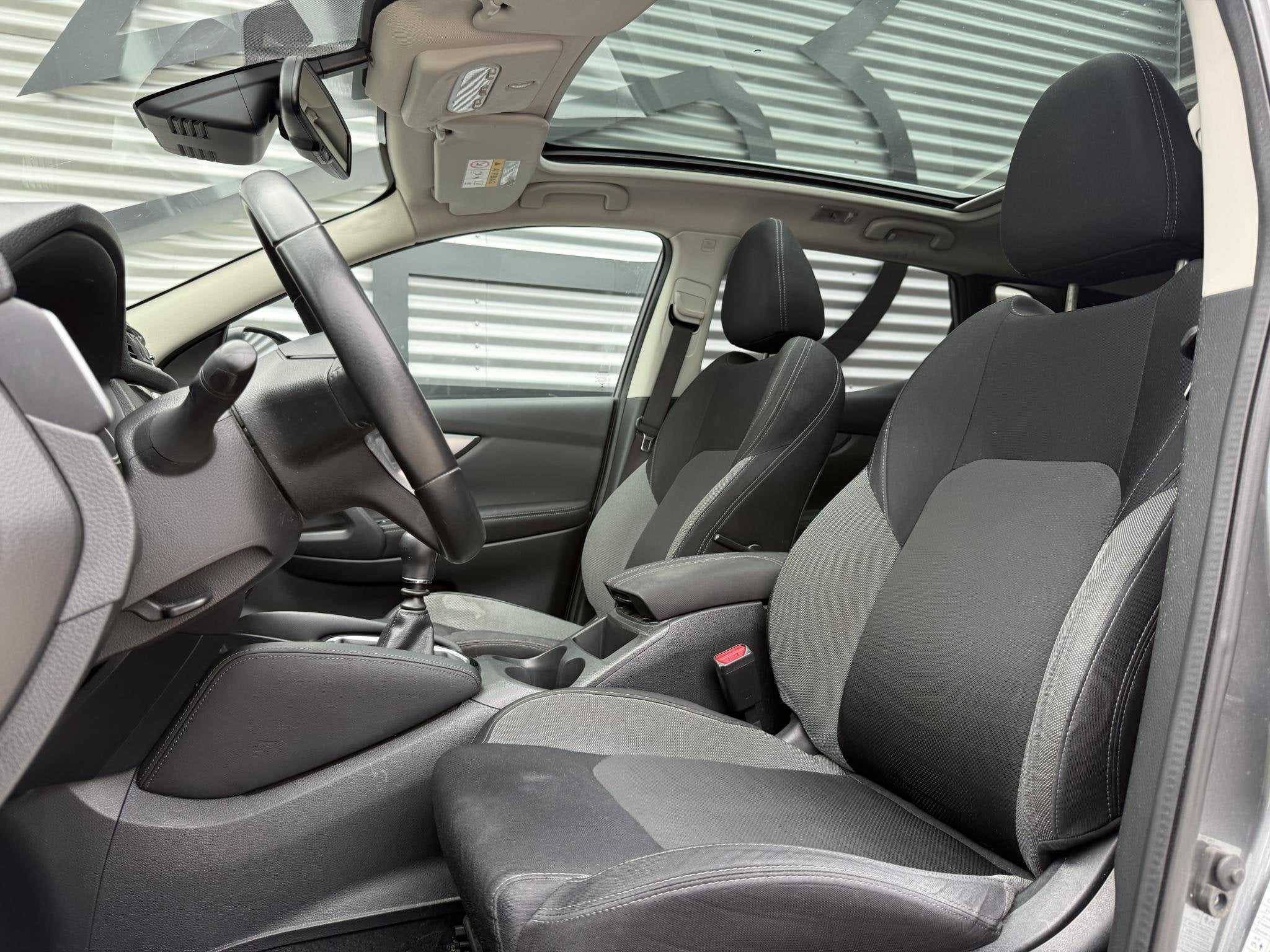 Nissan Qashqai 1.2 Tekna Navi|Pano|360 Camera|Clima|Cruise|N, Auto's, Voorwielaandrijving, Gebruikt, Euro 6, 4 cilinders