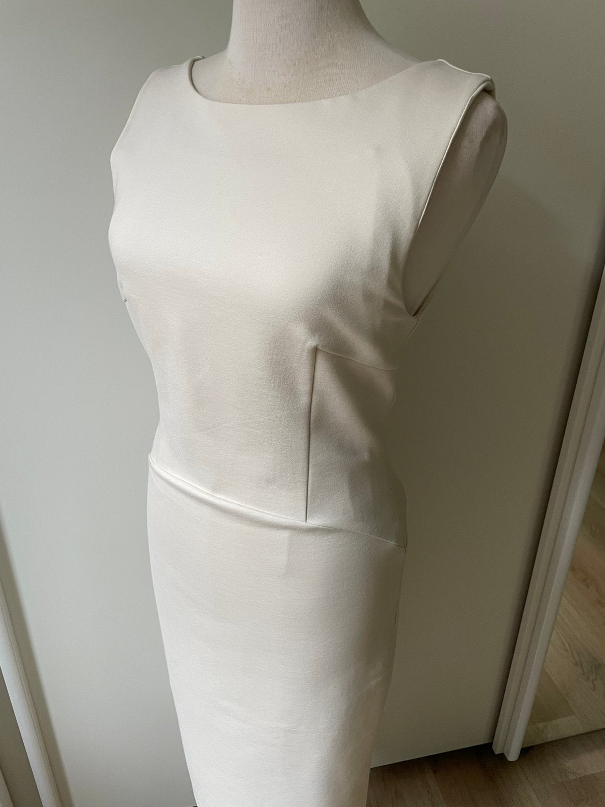 Marciano by Guess creme jurk maat 40 (valt als 36/38), Wit, Nieuw, Ophalen of Verzenden, Knielengte