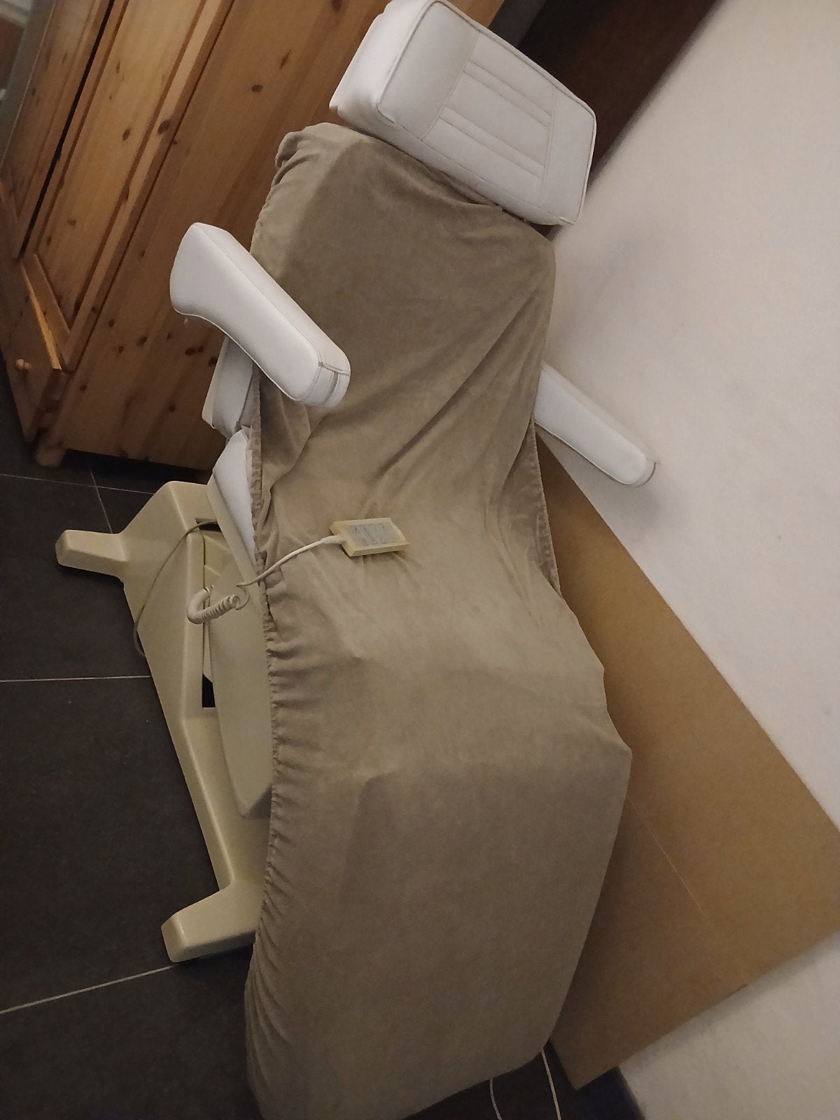 Pedicure stoel behandelstoel, Ophalen, Gebruikt, Eén