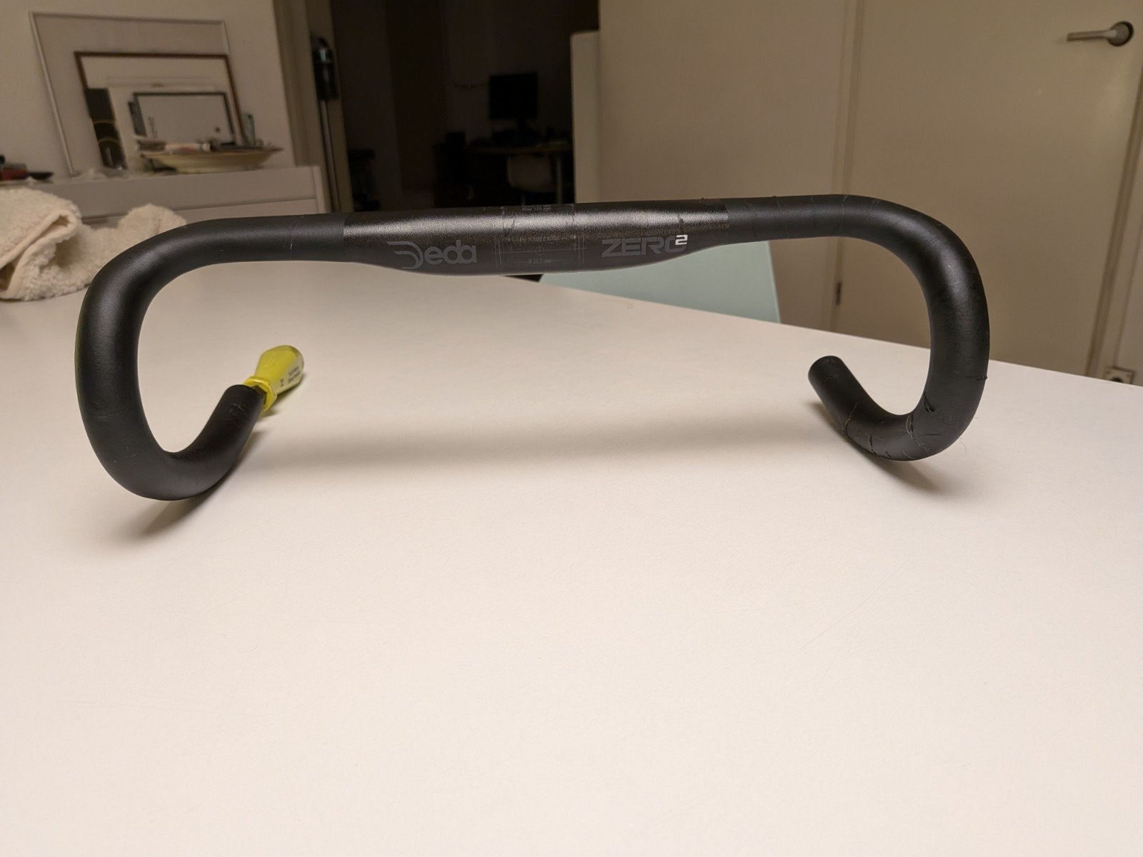 Deda Zero 2 DCR Stuur - 38 cm - Zo goed als nieuw, Fietsen en Brommers, Fietsonderdelen, Stuur, Ophalen of Verzenden, Zo goed als nieuw