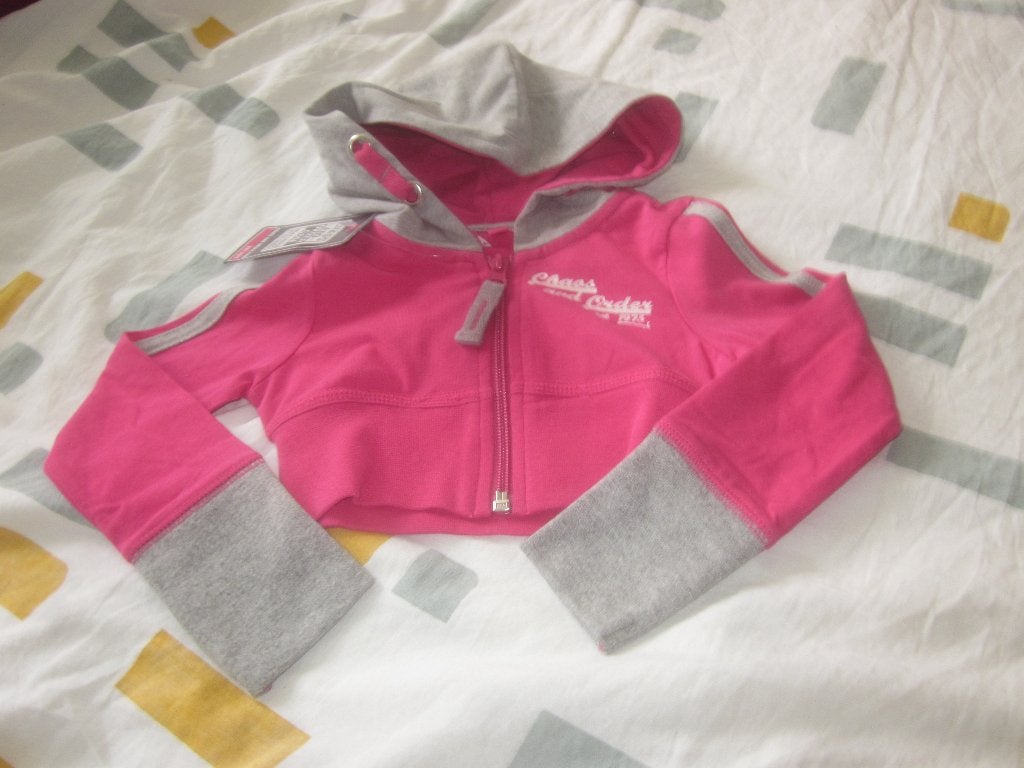 Fuchsia/grijs/wit kort vestje capuchon Chaos and Order 86/92, Chaos and Order, Nieuw, Ophalen of Verzenden, Truitje of Vestje